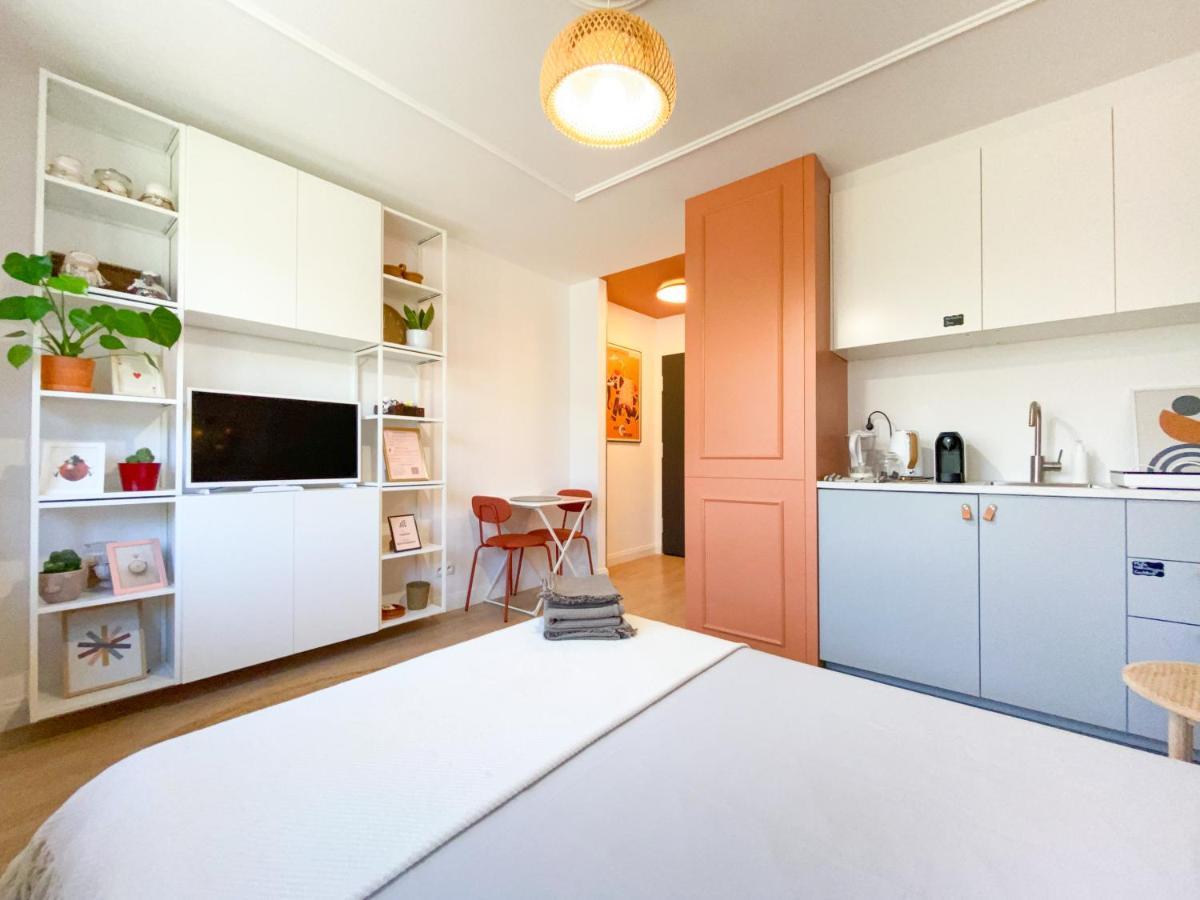 Apartament Fala Metro Sgh Klub Stodola Parking Parkview Fast Wifi Varsó Kültér fotó