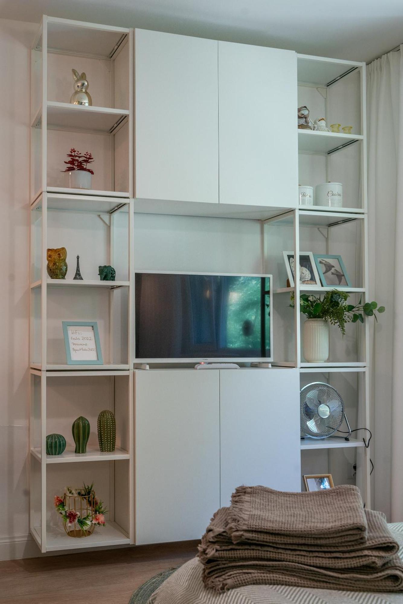 Apartament Fala Metro Sgh Klub Stodola Parking Parkview Fast Wifi Varsó Kültér fotó