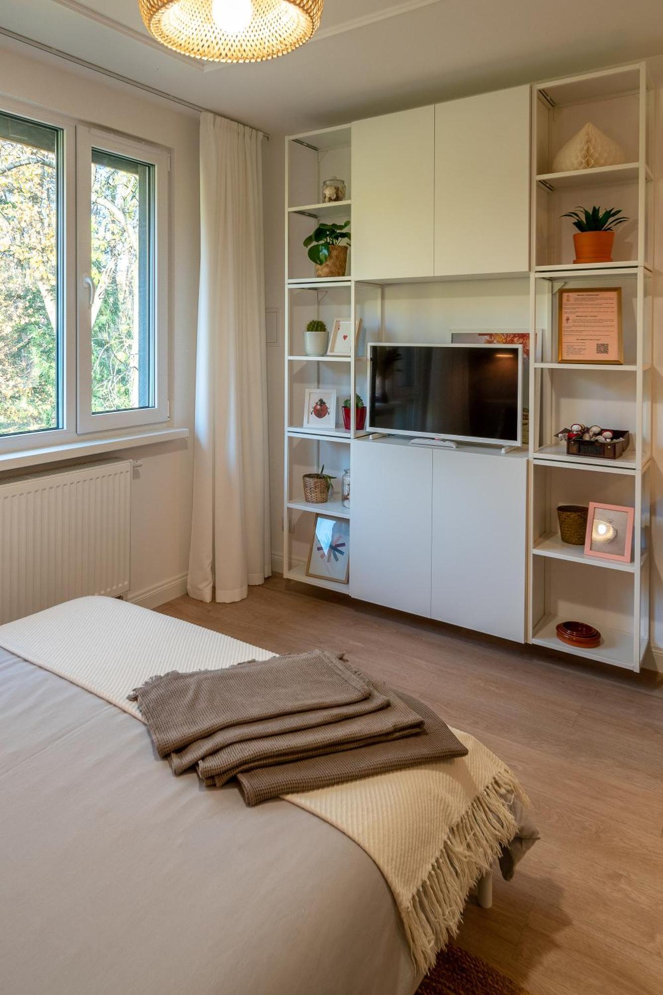 Apartament Fala Metro Sgh Klub Stodola Parking Parkview Fast Wifi Varsó Kültér fotó